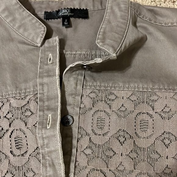 BKE top small - Picture 2 of 2